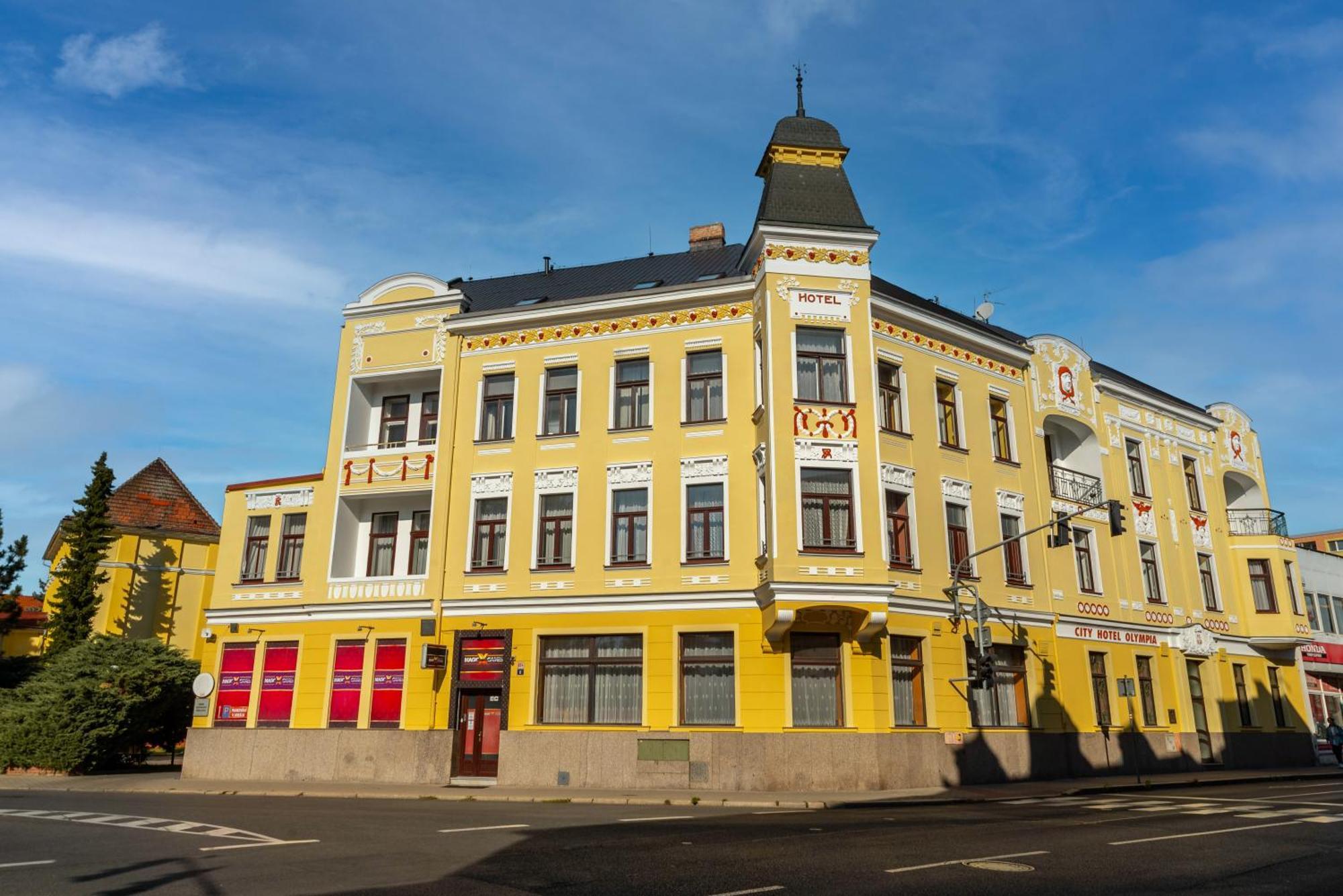 Hotel Olympia Česká Lípa Zewnętrze zdjęcie