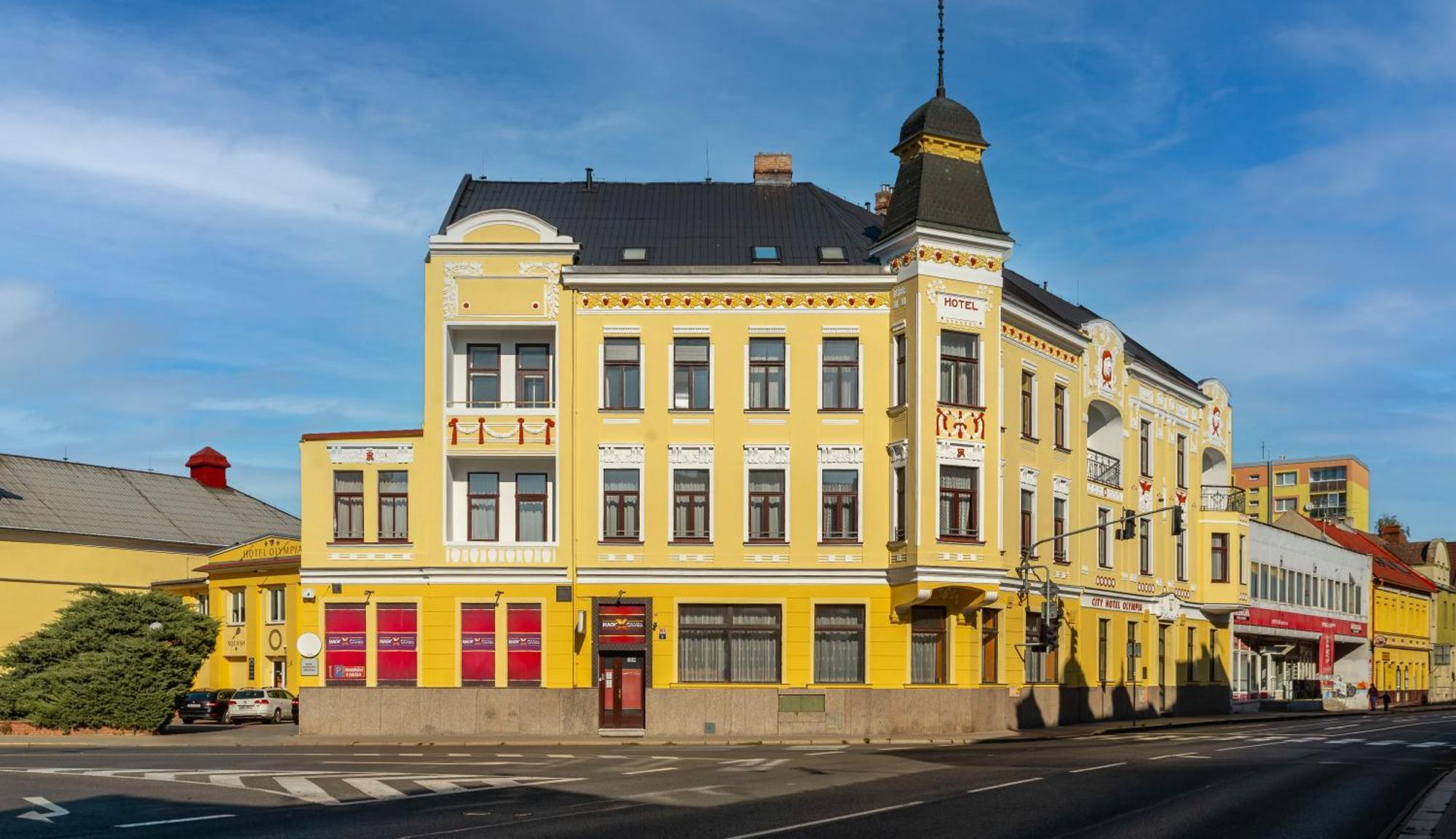Hotel Olympia Česká Lípa Zewnętrze zdjęcie