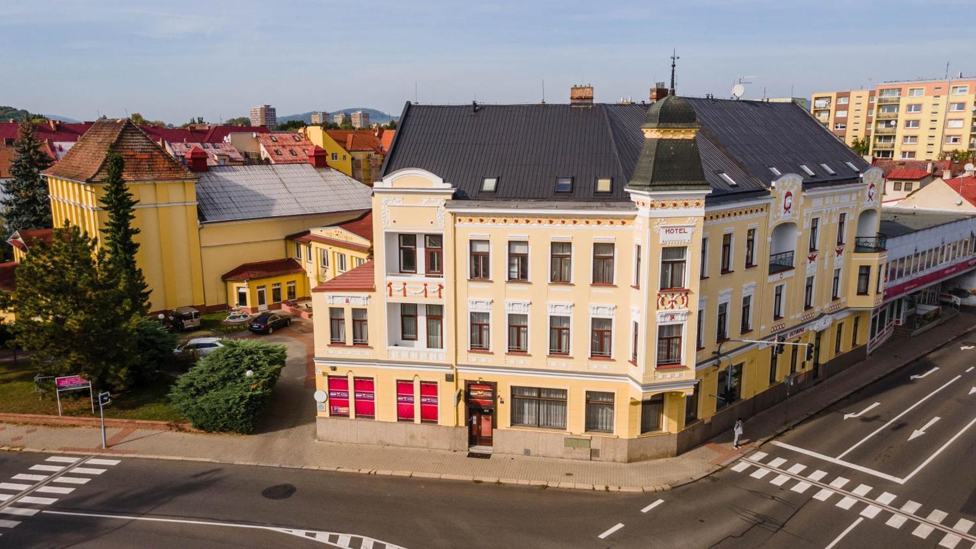 Hotel Olympia Česká Lípa Zewnętrze zdjęcie