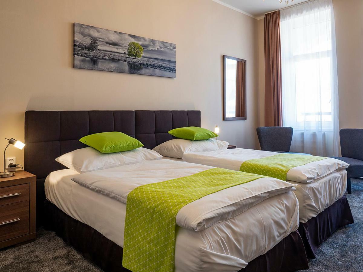 Hotel Olympia Česká Lípa Zewnętrze zdjęcie